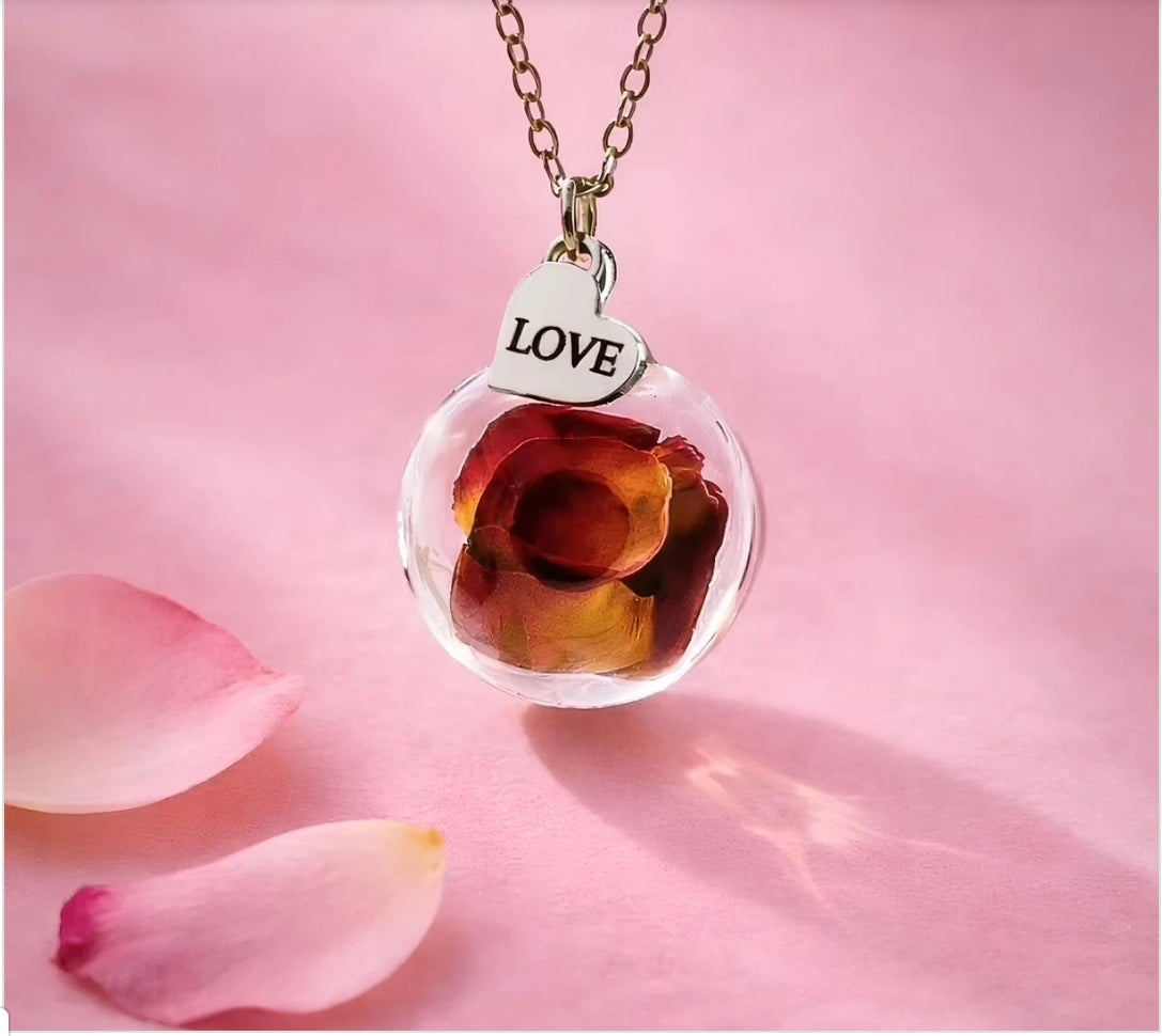 Collana Love